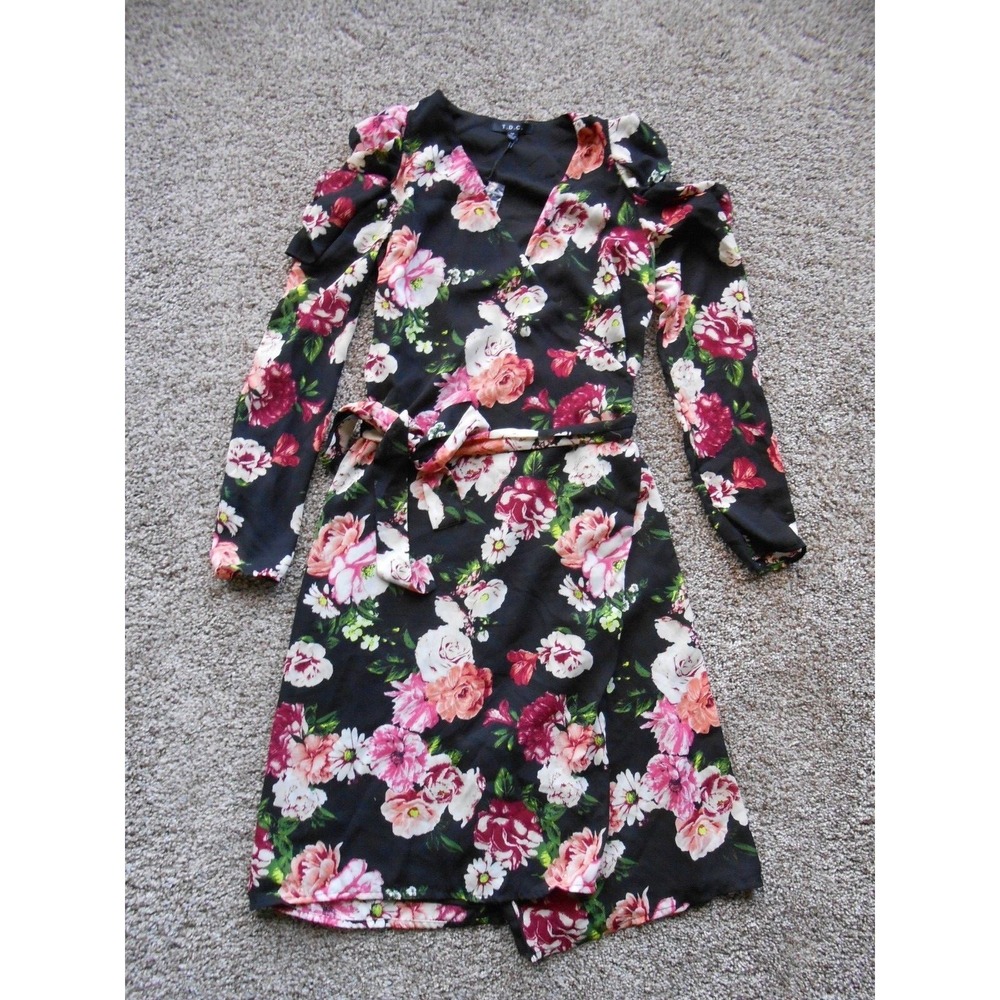 NEW TDC Contemporary‎ Wrap Dress Knee length sz Small S Woman's Floral Print LBD